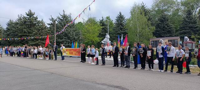 Торжественный митинг в селе Новомихайловском
